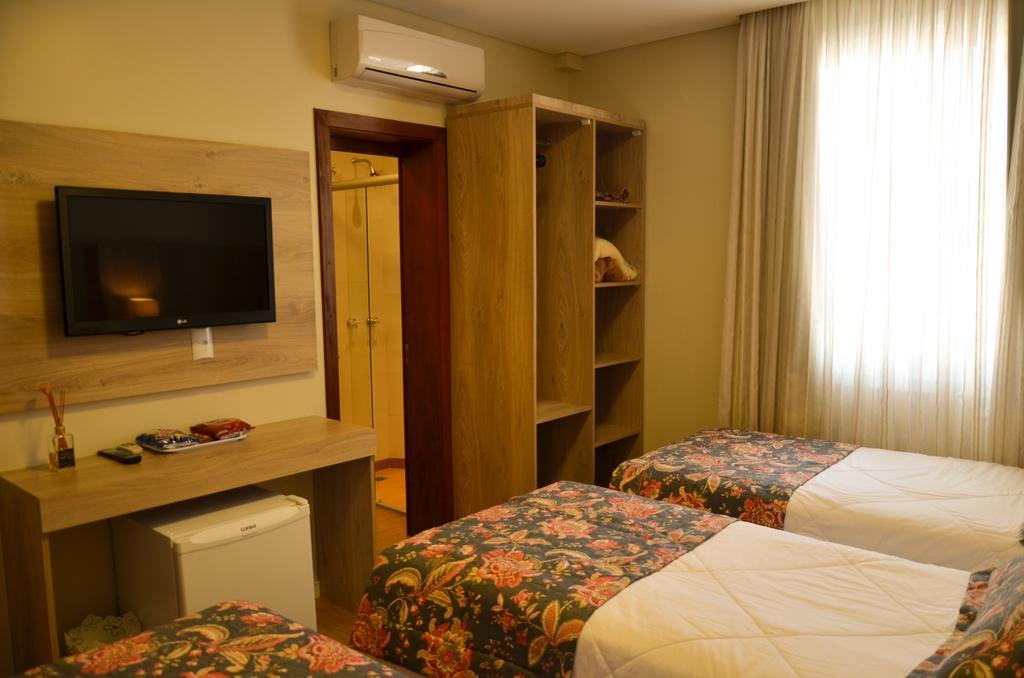 Pousada Aconchego Da Borges Gramado Rom bilde